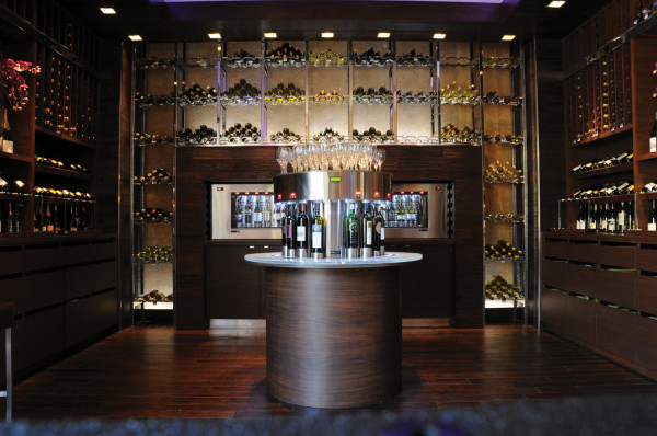 M-Resort-Hostile-Grape-Wine-Cellar-Bar-7