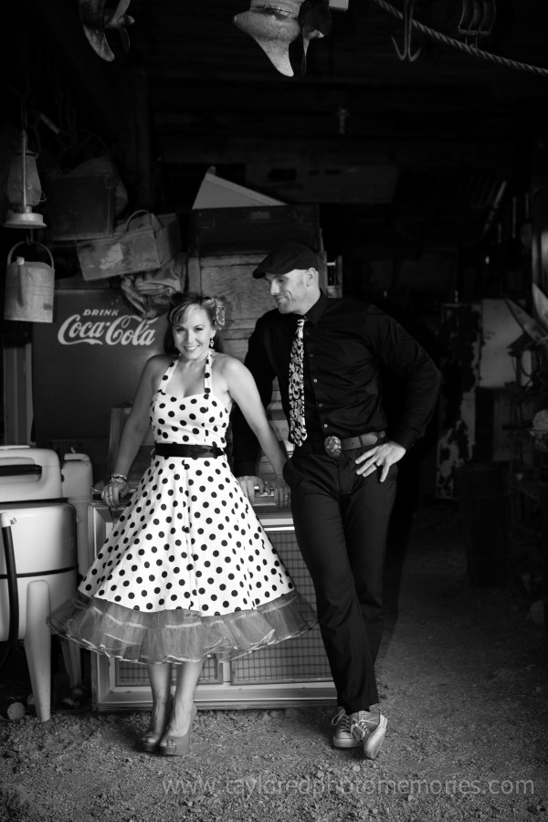1950s Pinup Elopement in Las Vegas | Taylored Photo Memories