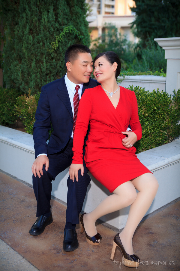 Intimate Post-Wedding Couple's Shoot on the Las Vegas Strip and Restaurant Reception at Aria by Taylored Photo Memories