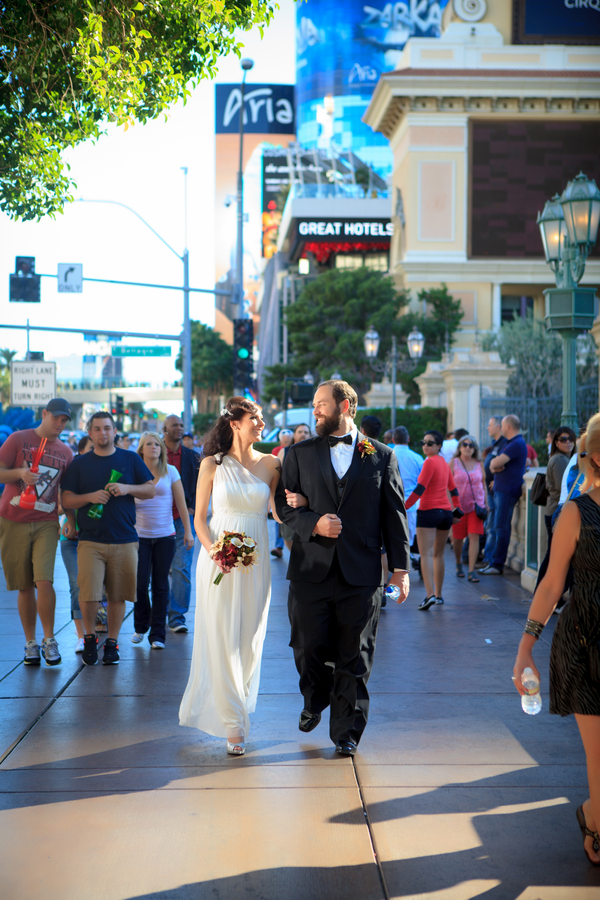 Vegas Elopement by Taylored Photo Memories | Little Vegas Wedding