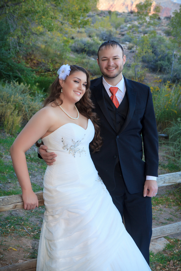 Calico Basin Wedding by Taylored Photo Memories | Little Vegas Wedding