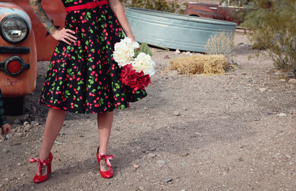 1950s Ghost Town Bridal Session | Little Vegas Wedding