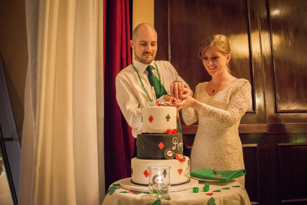 Emerald Wedding at Maggianos | Little Vegas Wedding