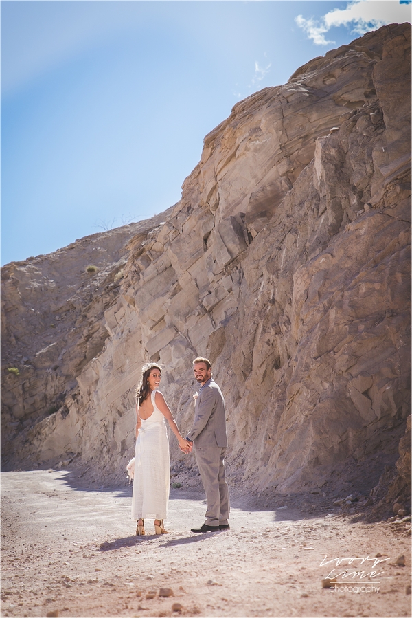Simple Desert Elopement | Little Vegas Wedding