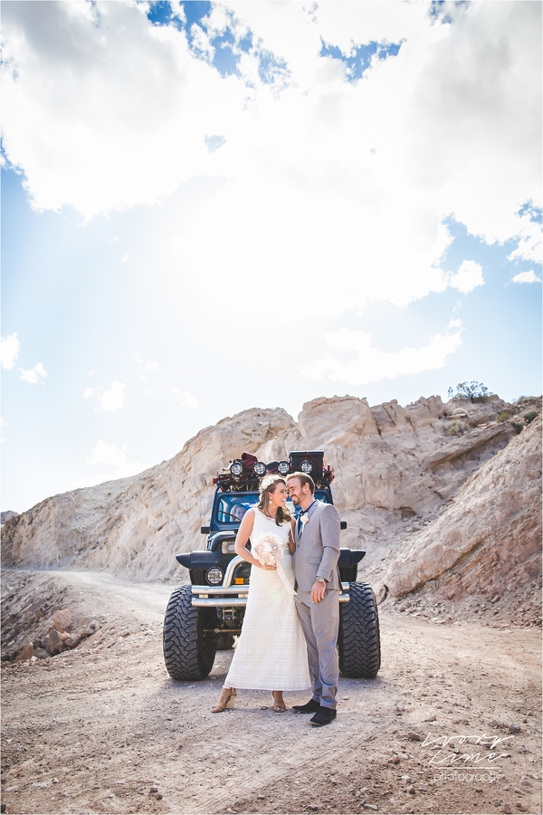 Simple Desert Elopement | Little Vegas Wedding