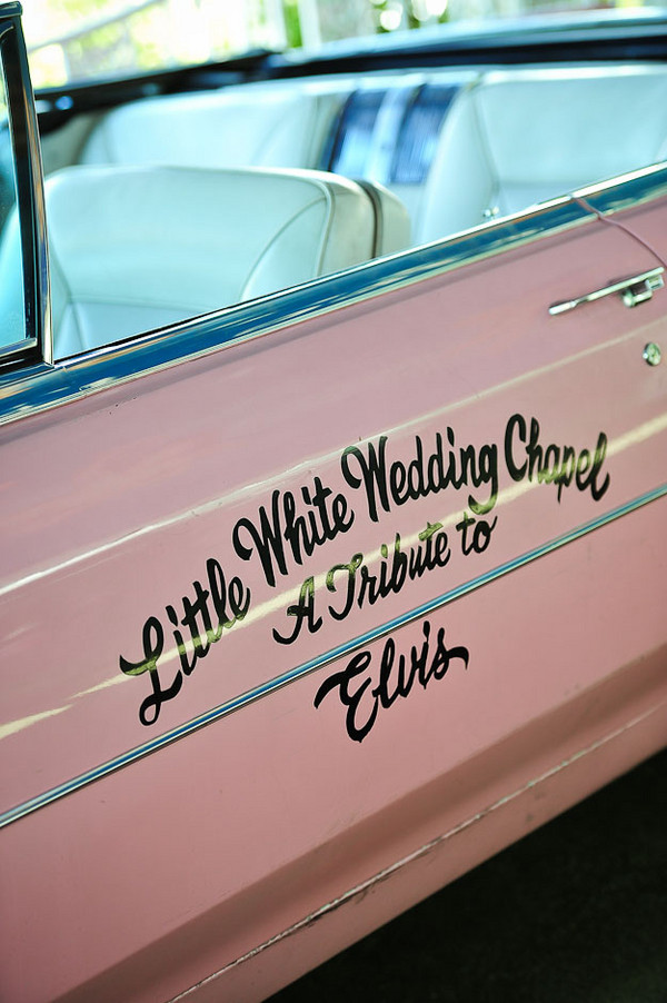 Little White Wedding Chapel | Little Vegas Wedding