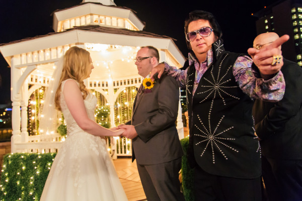 Vegas Elvis Wedding | Little Vegas Wedding