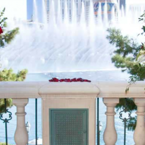 Terrazza di Sogno fountain wedding at Bellagio