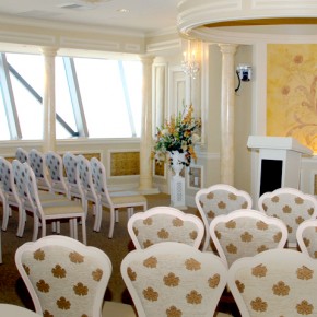Stratosphere Chapel in the Clouds | Little Vegas Wedding Venue Guide
