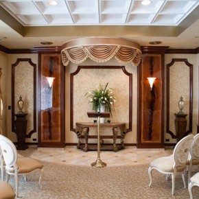 Golden Nugget Chapel | Little Vegas Wedding Venue Guide