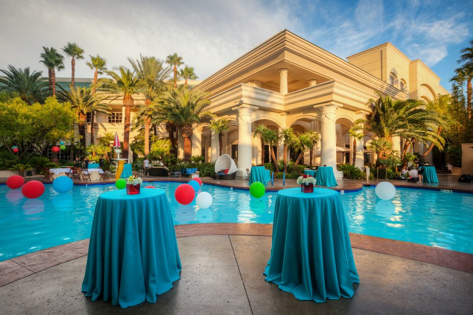 5 Favorites Waterside Wedding Venues in Las Vegas