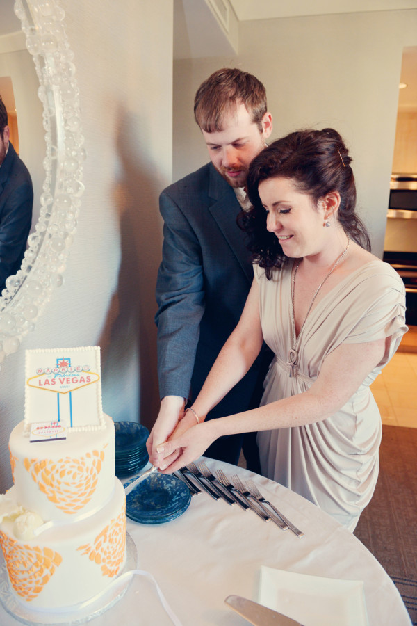 Vegas Chapel Wedding + Cosmopolitan Reception | Davista Photogra