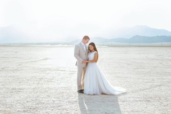 Las Vegas Desert Bridal Shoot | Gaby J Photography