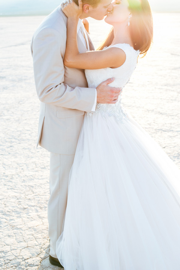 Las Vegas Desert Bridal Shoot | Gaby J Photography