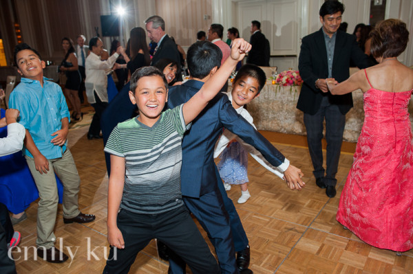 Four Seasons Wedding by Emily Ku | Little Vegas Wedding