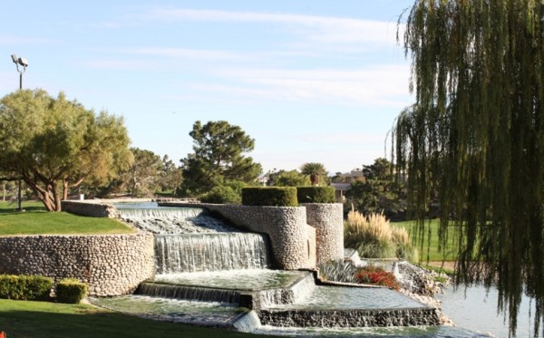 Spanish Trails Country Club | Little Vegas Wedding | Samantha Bonpensiero Photography