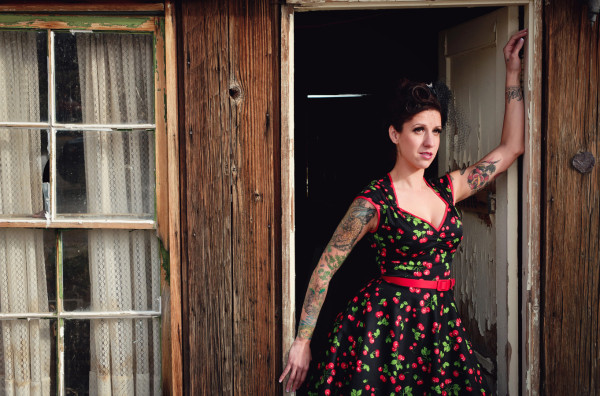 1950s Ghost Town Bridal Session | Little Vegas Wedding