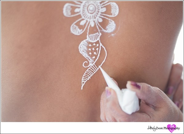 White Henna Bridal Trend | Mindy Bean Photography | Little Vegas Wedding
