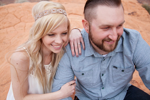Red Rock Engagement | Jenna Ebert Photography on Little Vegas Wedding
