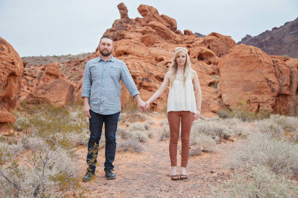 Red Rock Engagement | Jenna Ebert Photography on Little Vegas Wedding