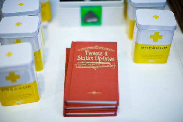 Cosmopolitan Pop Up Wedding by Heather Parker Photography | Little Vegas Wedding