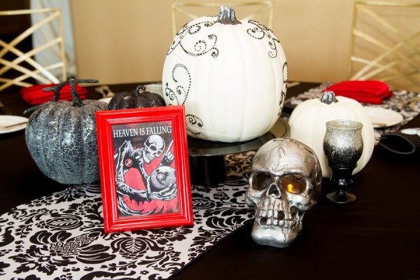 Black and Red Wedding at Canyon Gate | Little Vegas Wedding