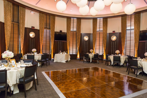 Modern Mandarin Oriental Wedding | Little Vegas Wedding