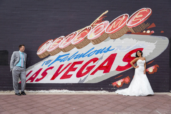 Modern Mandarin Oriental Wedding | Little Vegas Wedding