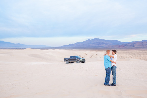 Sand Dunes Wedding Shoot | Little Vegas Wedding