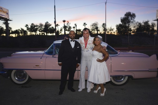 Elvis Vow Renewal | Little Vegas Wedding